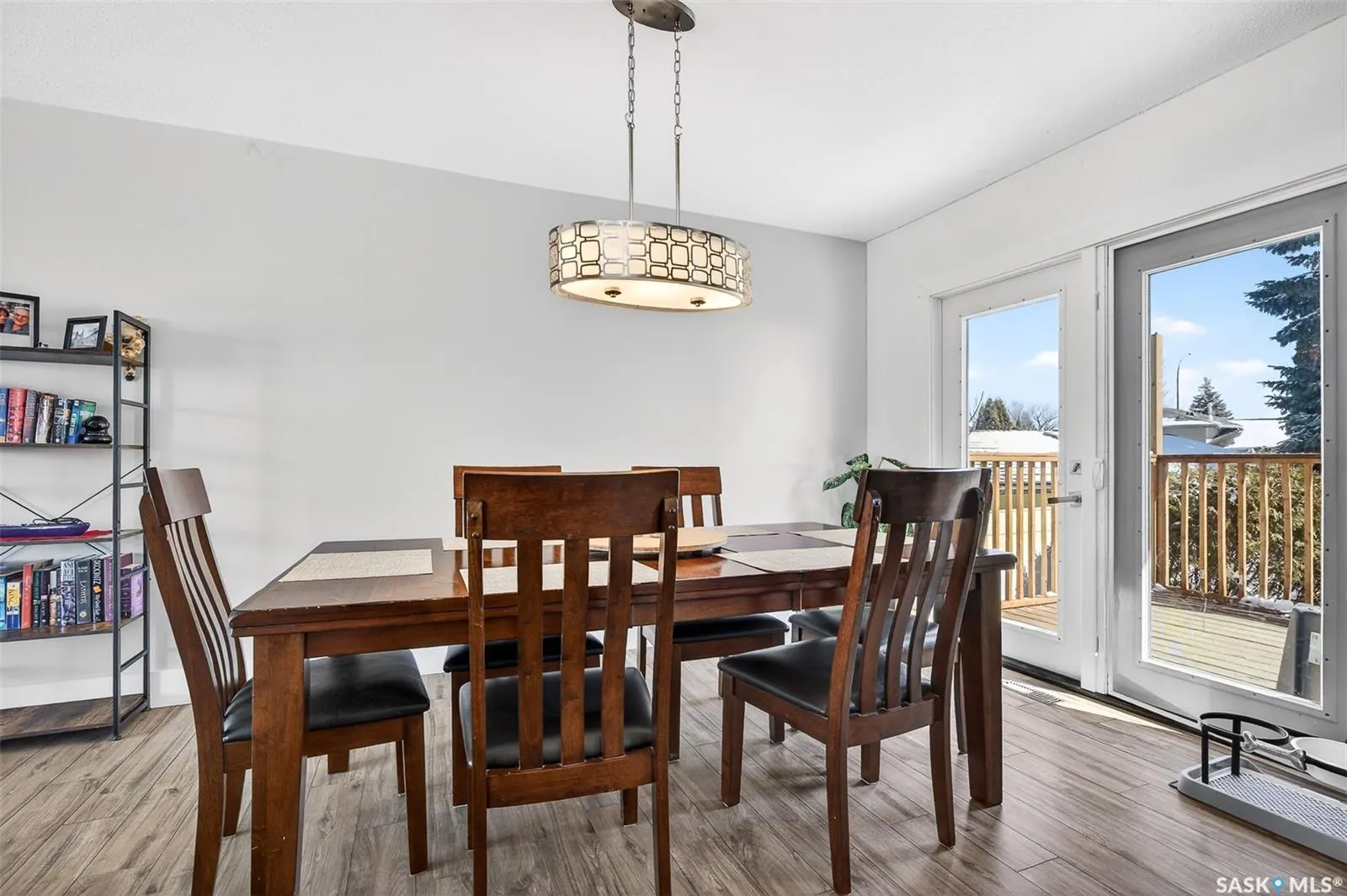 1321 Prince CRESCENT