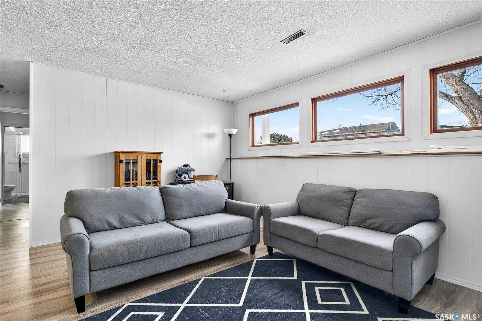 1321 Prince CRESCENT