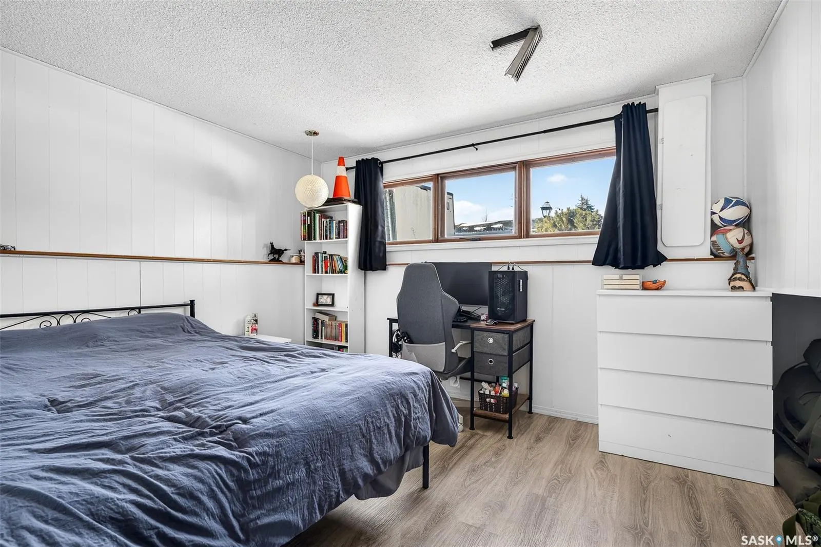 1321 Prince CRESCENT