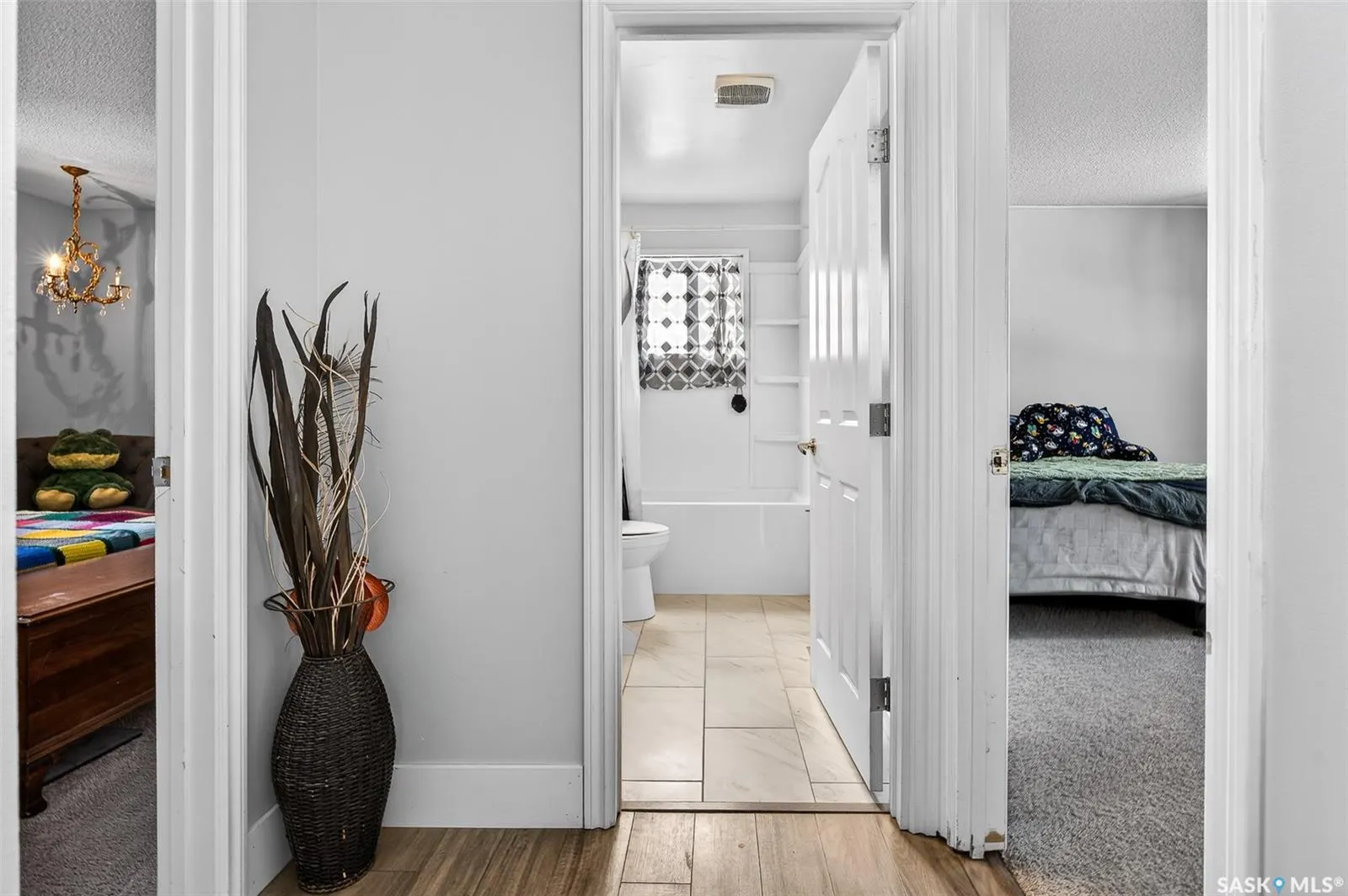 1321 Prince CRESCENT