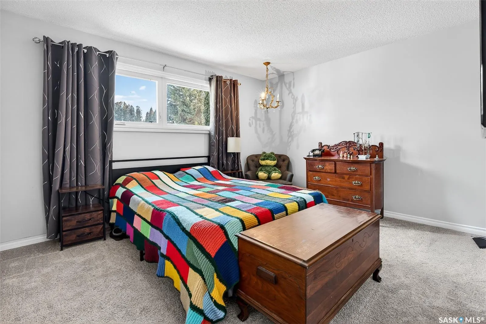 1321 Prince CRESCENT
