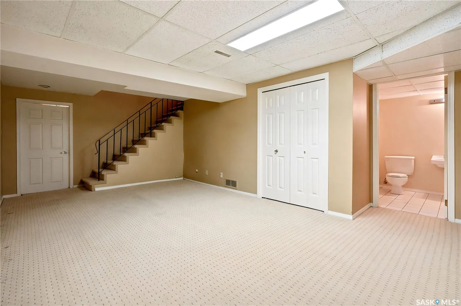 18 Lakeview PLACE