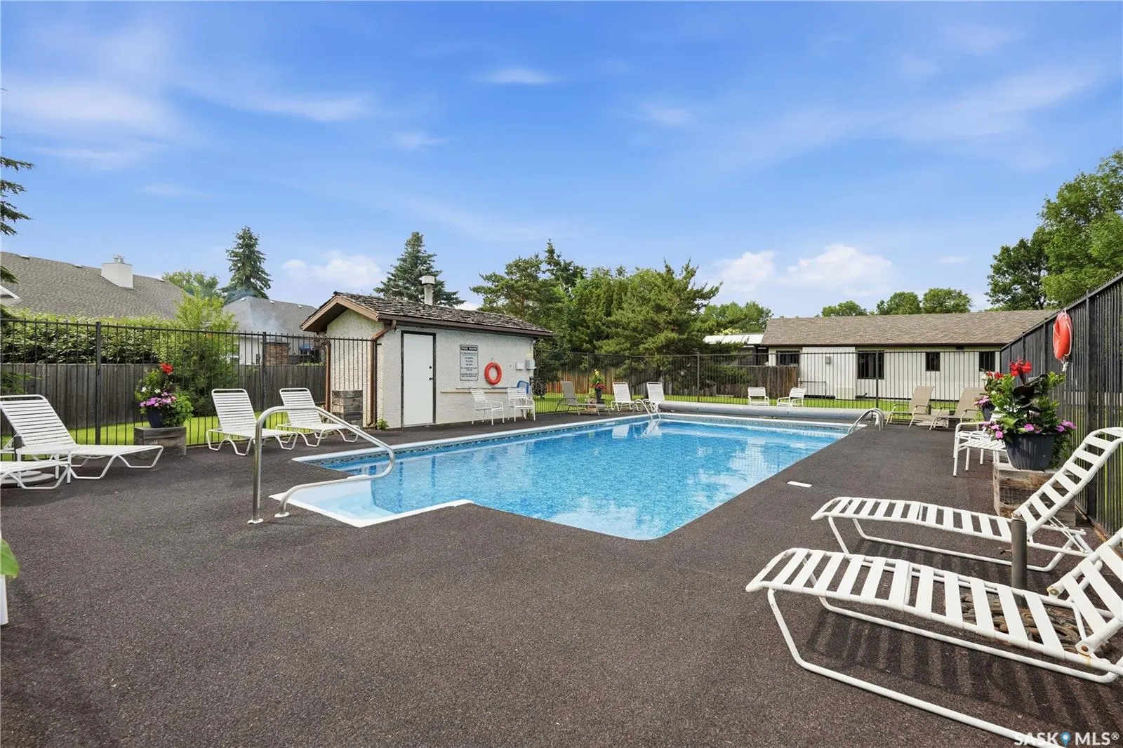 18 Lakeview PLACE