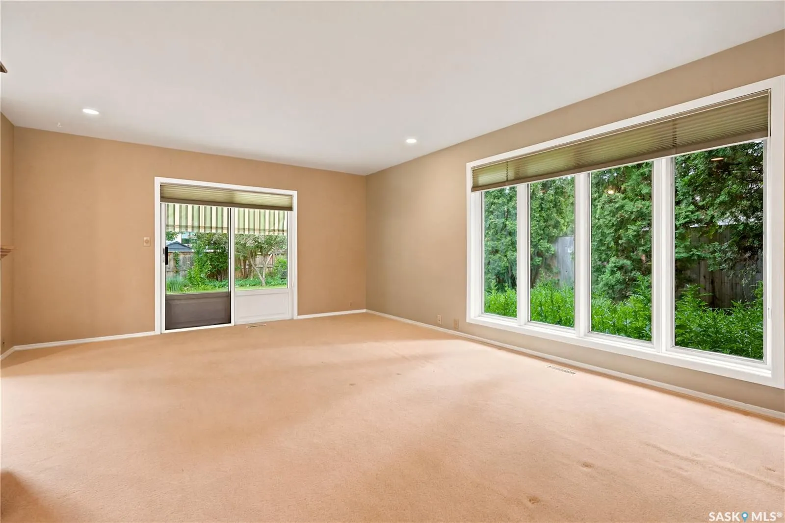 18 Lakeview PLACE