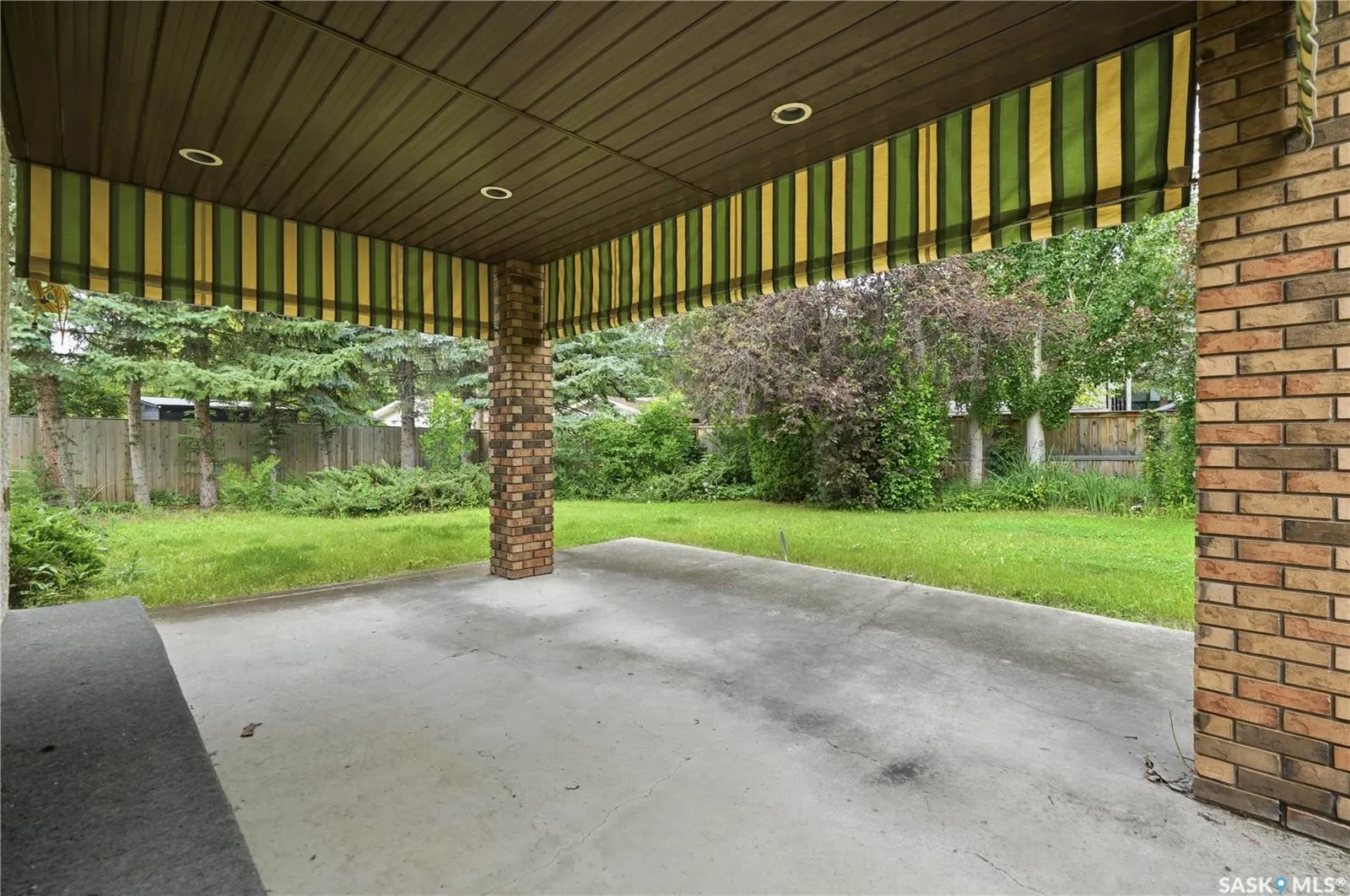 18 Lakeview PLACE