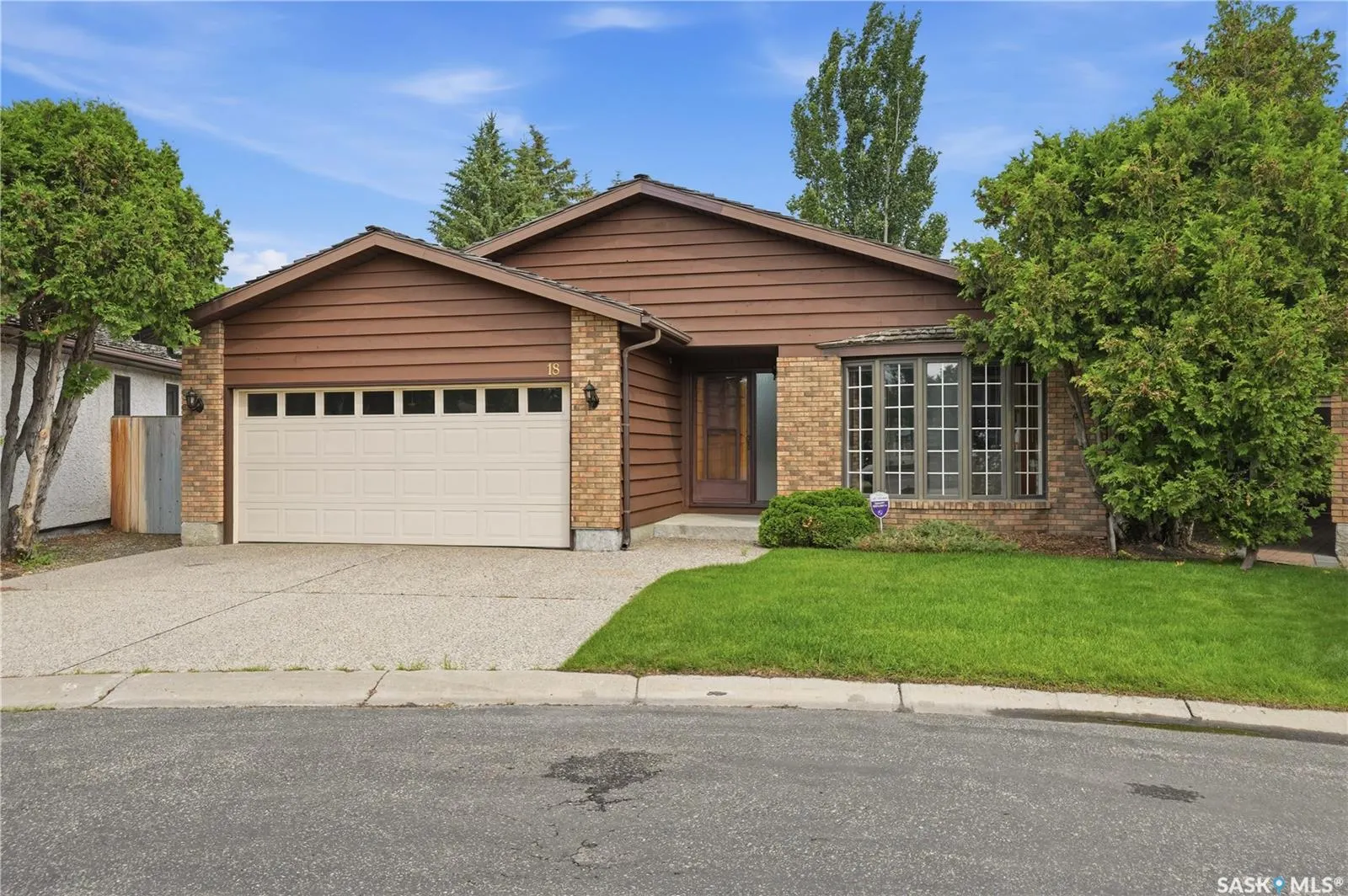 18 Lakeview PLACE
