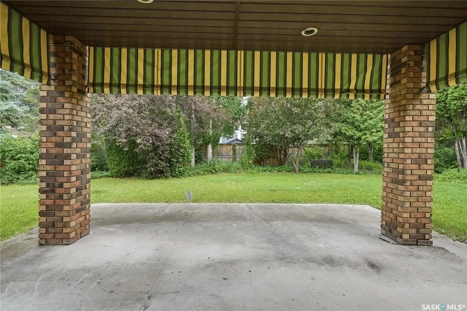 18 Lakeview PLACE
