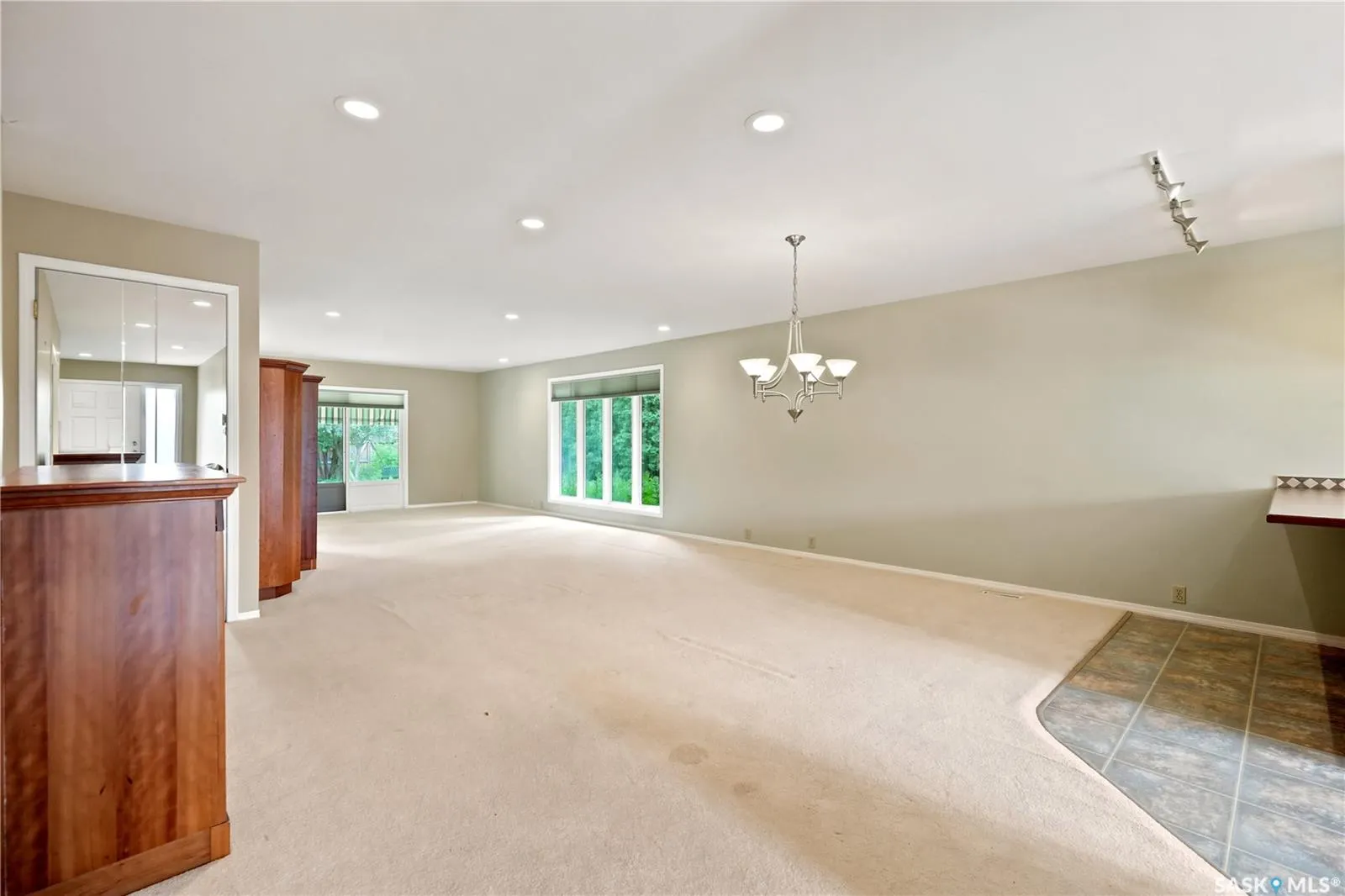 18 Lakeview PLACE