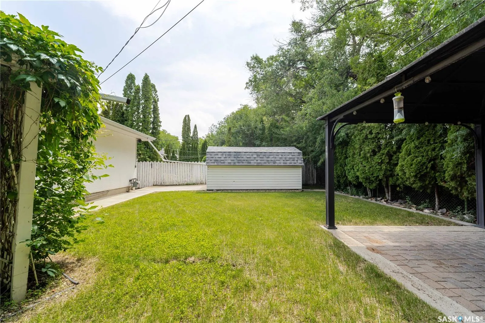 1014 Hopkins CRESCENT