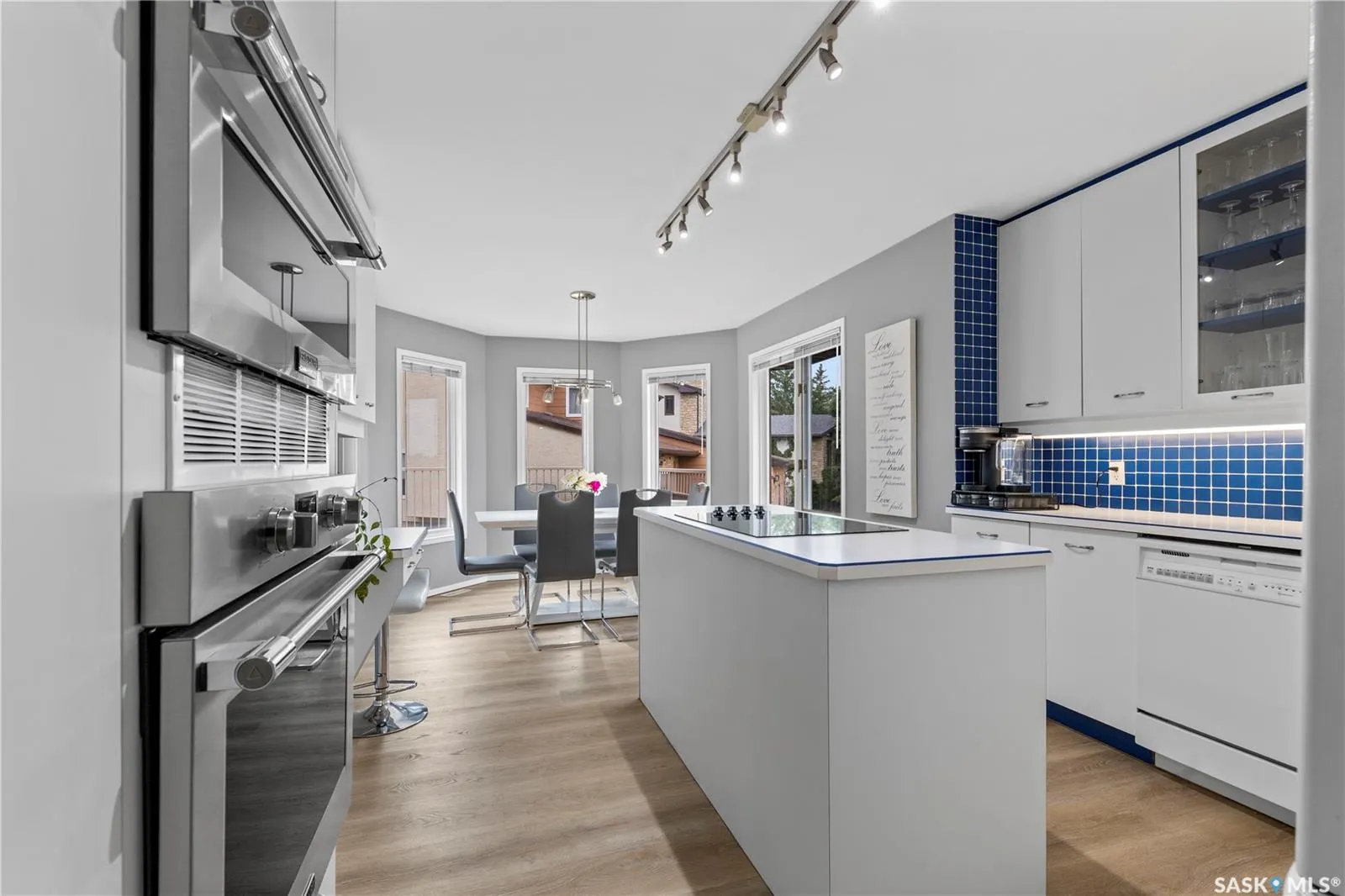 270 Prospect CRESCENT
