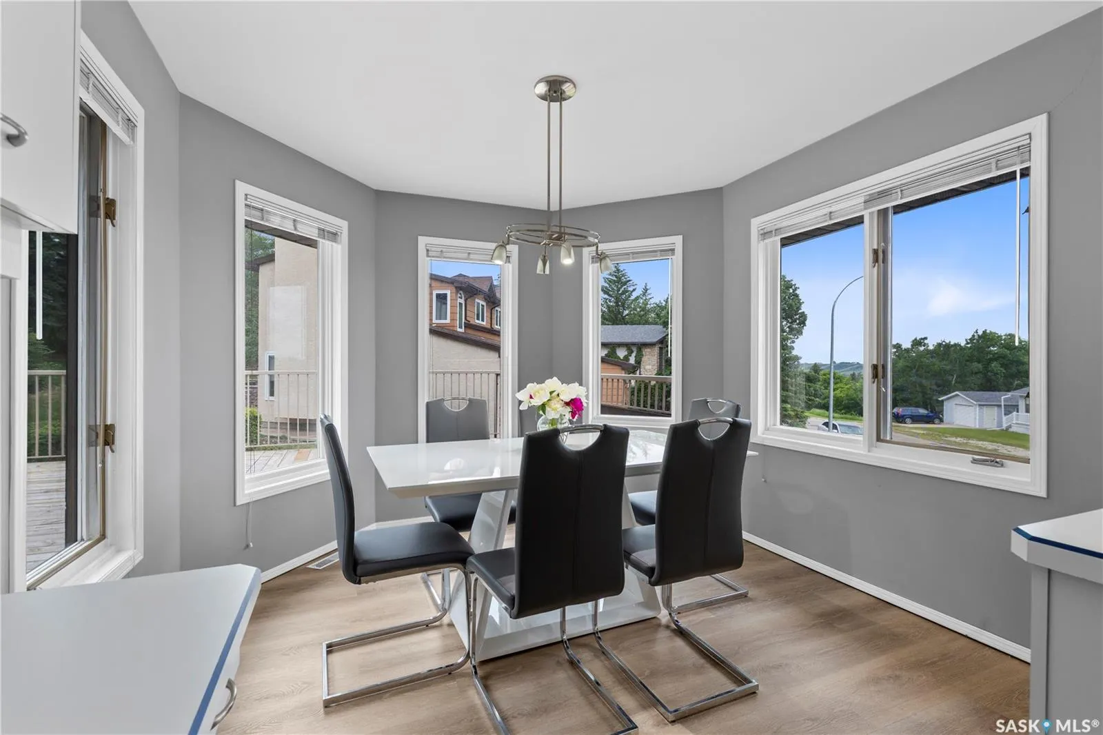 270 Prospect CRESCENT