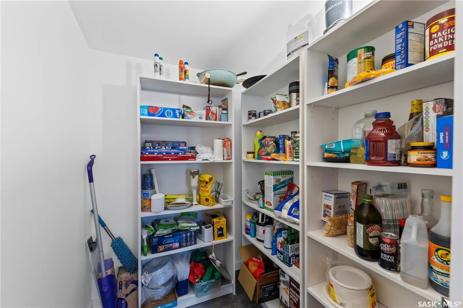 342 4th STREET E