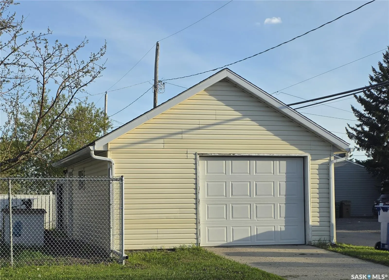 300 Smith STREET