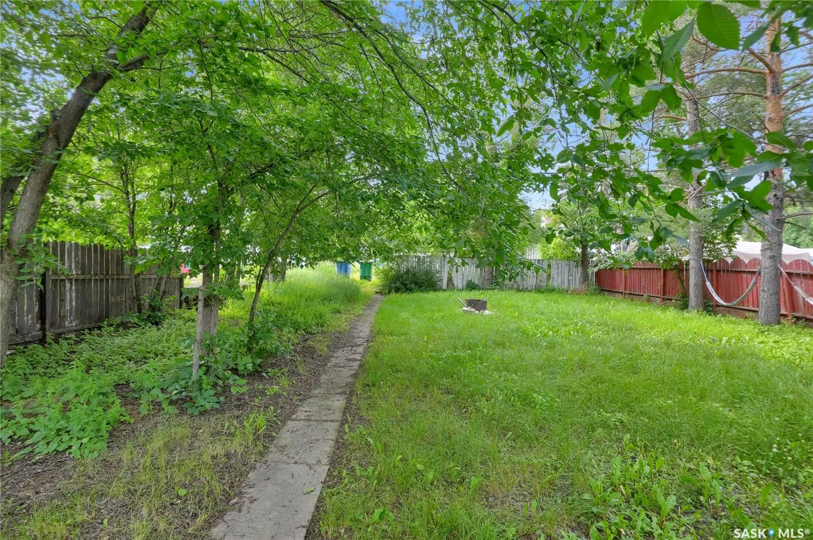 161 Lillooet STREET E