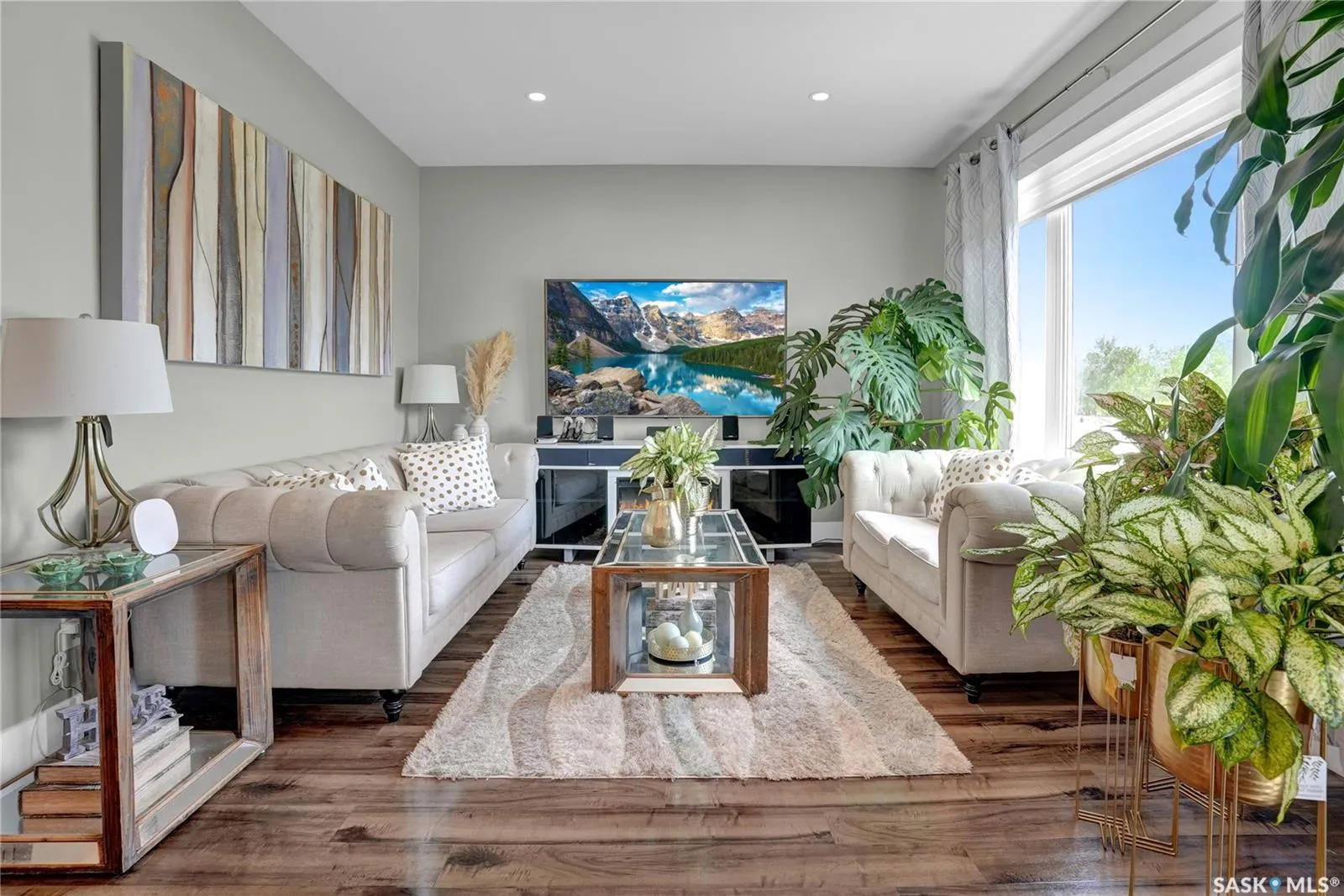 1049 Maplewood DRIVE