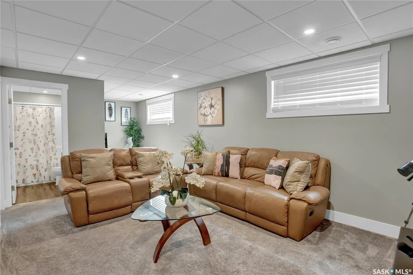 1049 Maplewood DRIVE