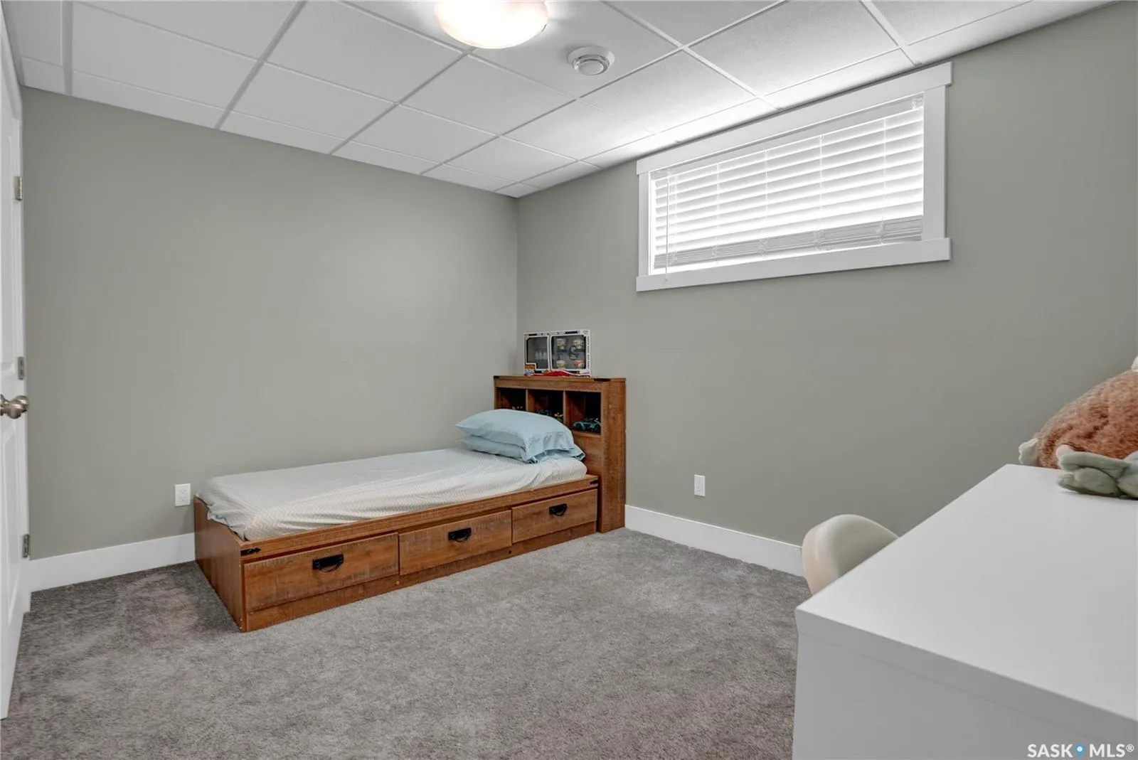 1049 Maplewood DRIVE