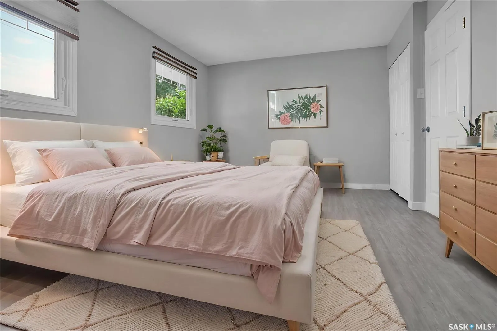 1228 Athabasca STREET W