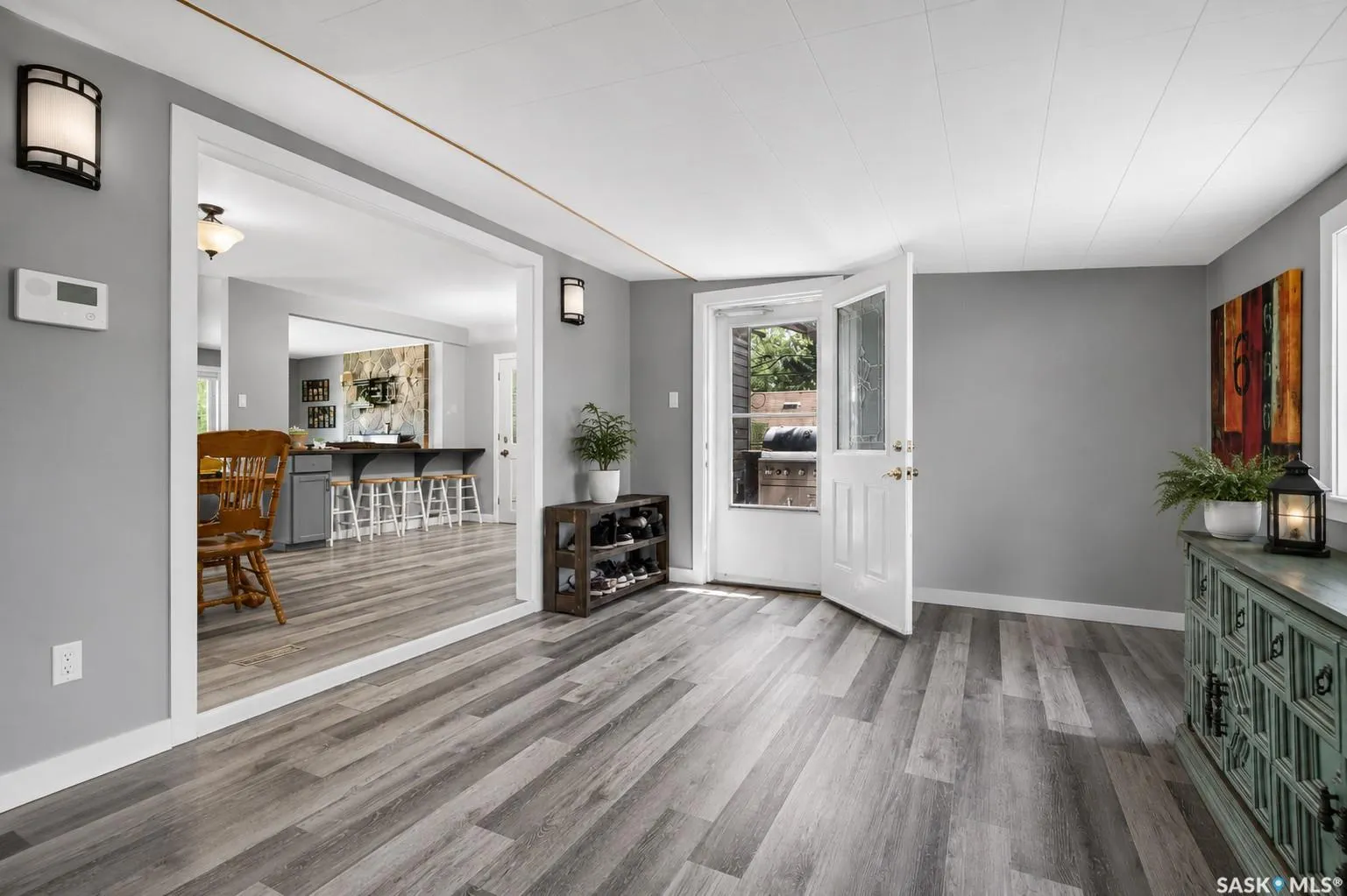 1207 Grandview STREET W