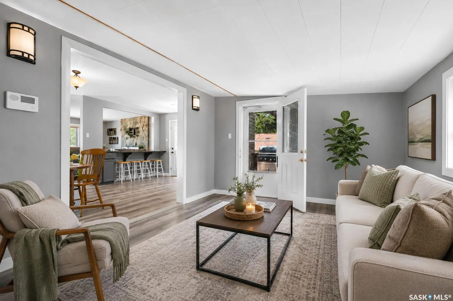 1207 Grandview STREET W