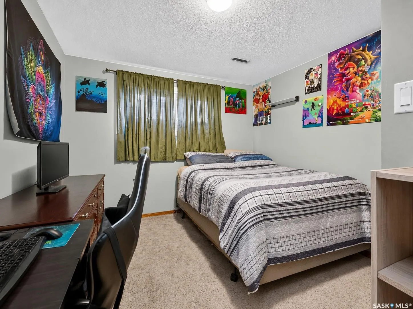 1207 Grandview STREET W