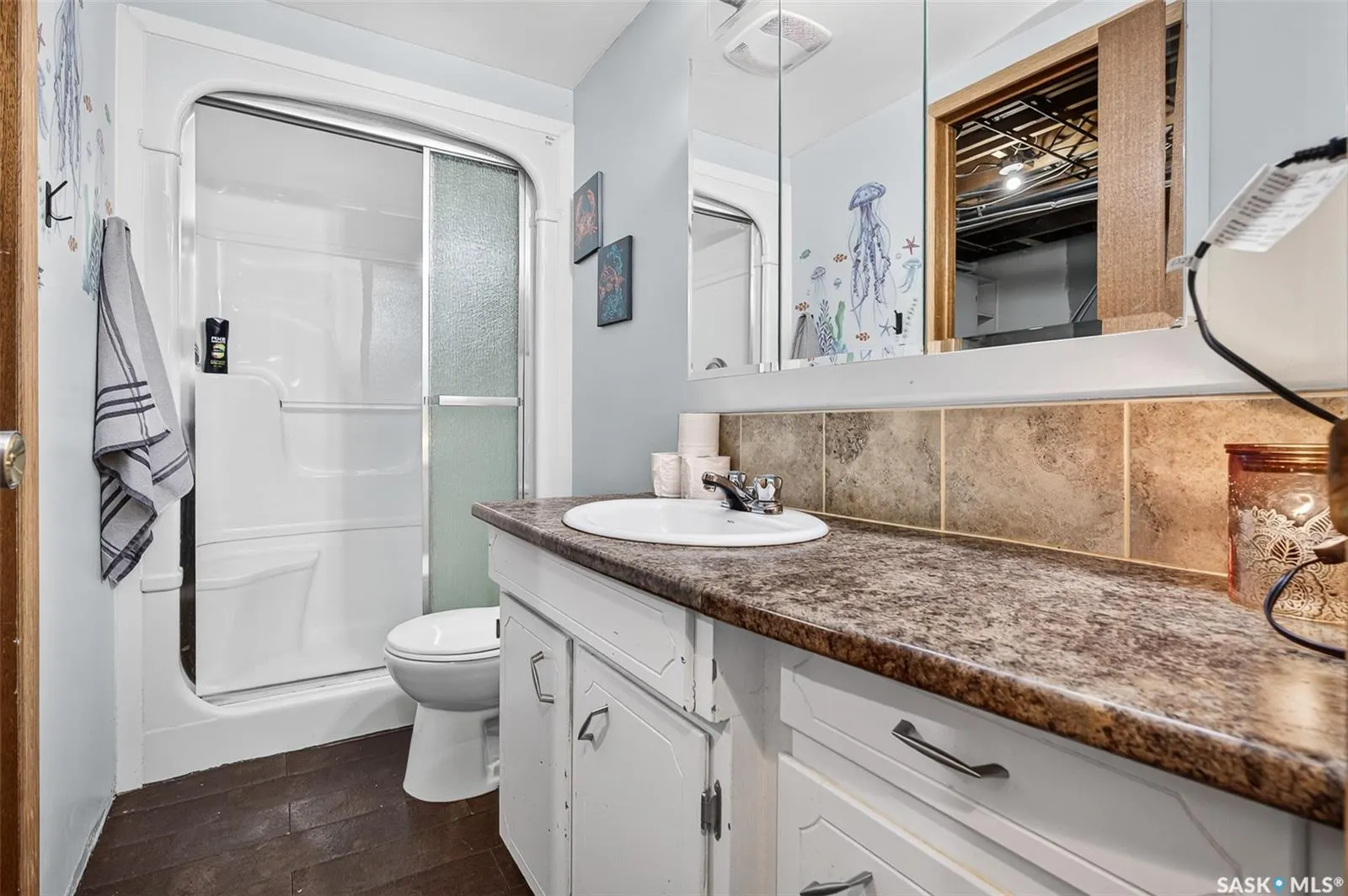 1207 Grandview STREET W