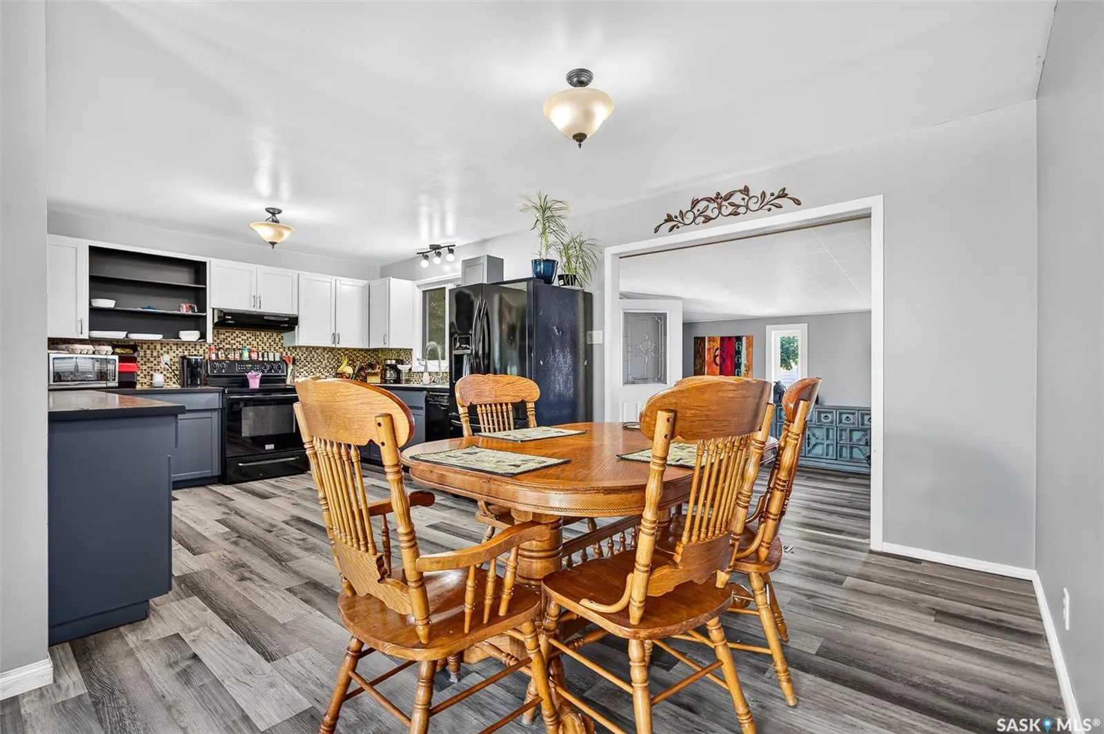1207 Grandview STREET W