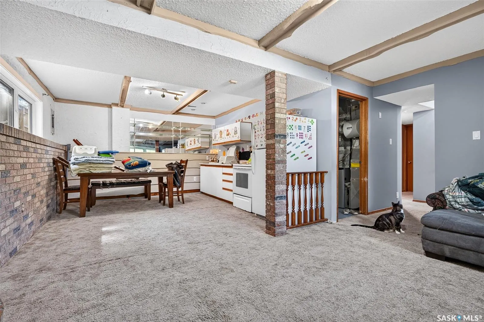 1207 Grandview STREET W