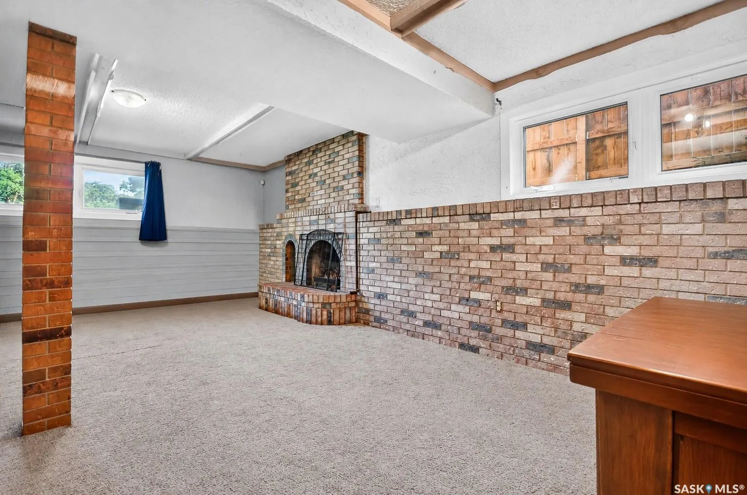 1207 Grandview STREET W