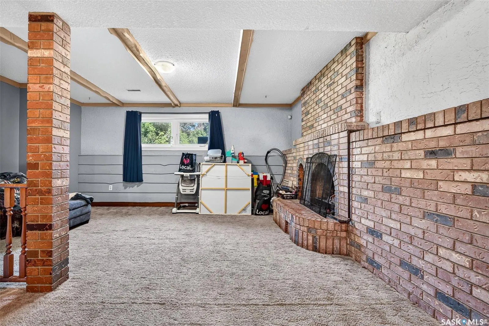 1207 Grandview STREET W