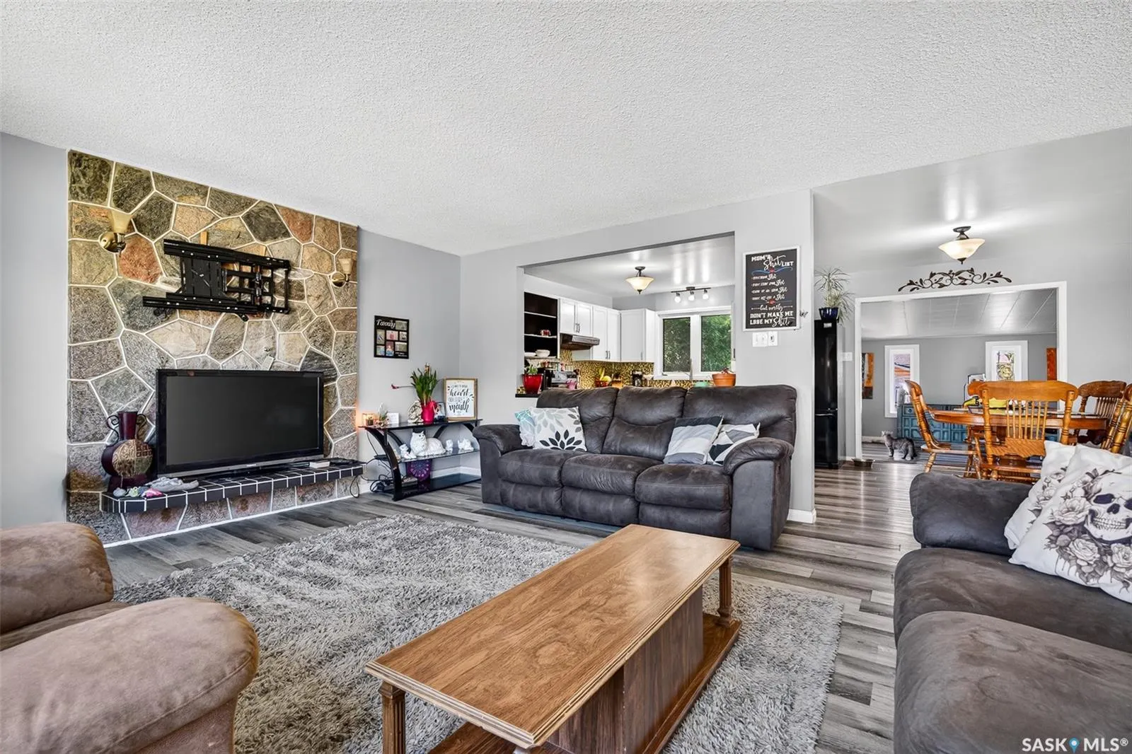 1207 Grandview STREET W