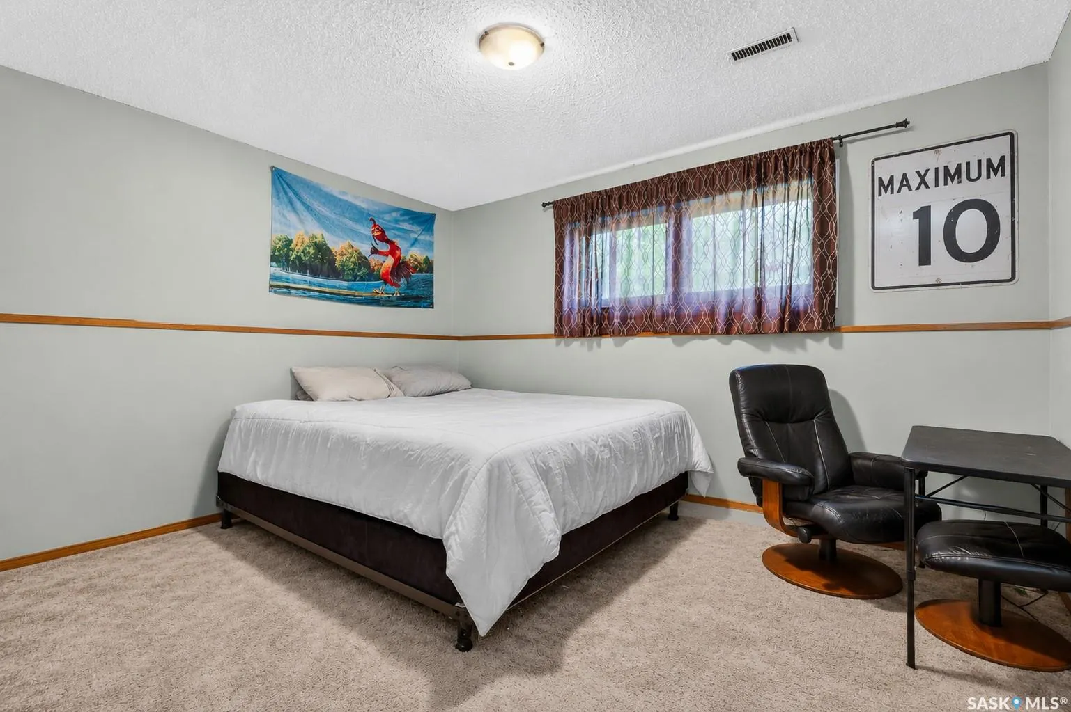 1207 Grandview STREET W