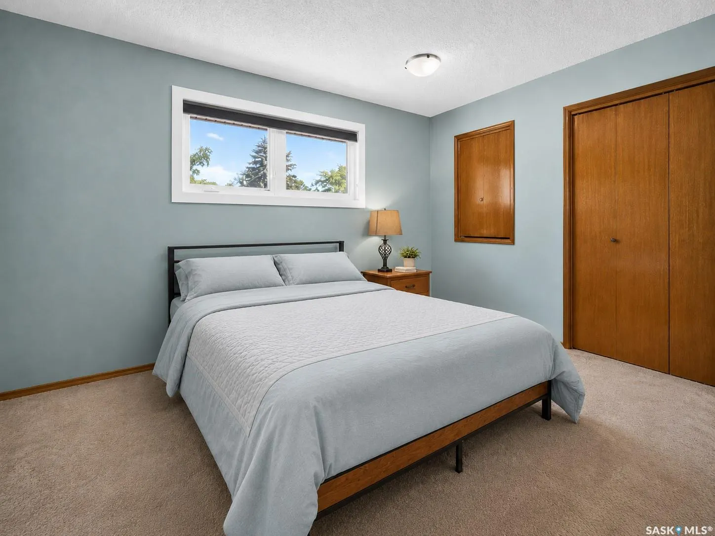 1207 Grandview STREET W