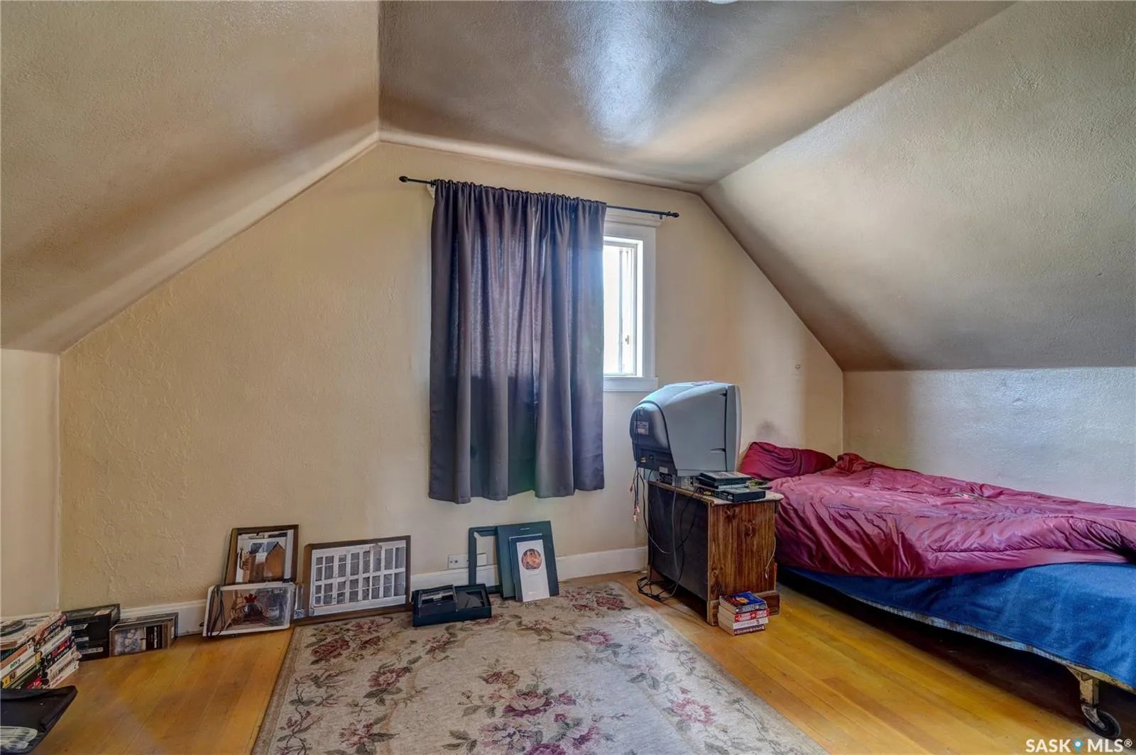 1713 St John STREET