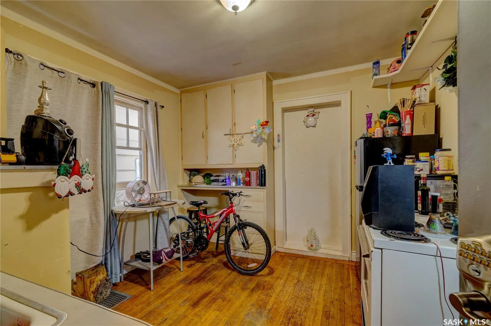 1713 St John STREET