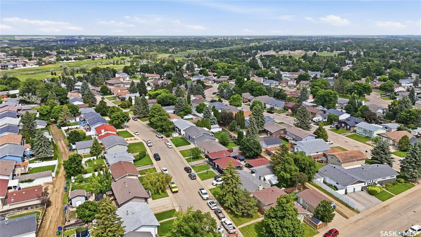 1313 Prince CRESCENT