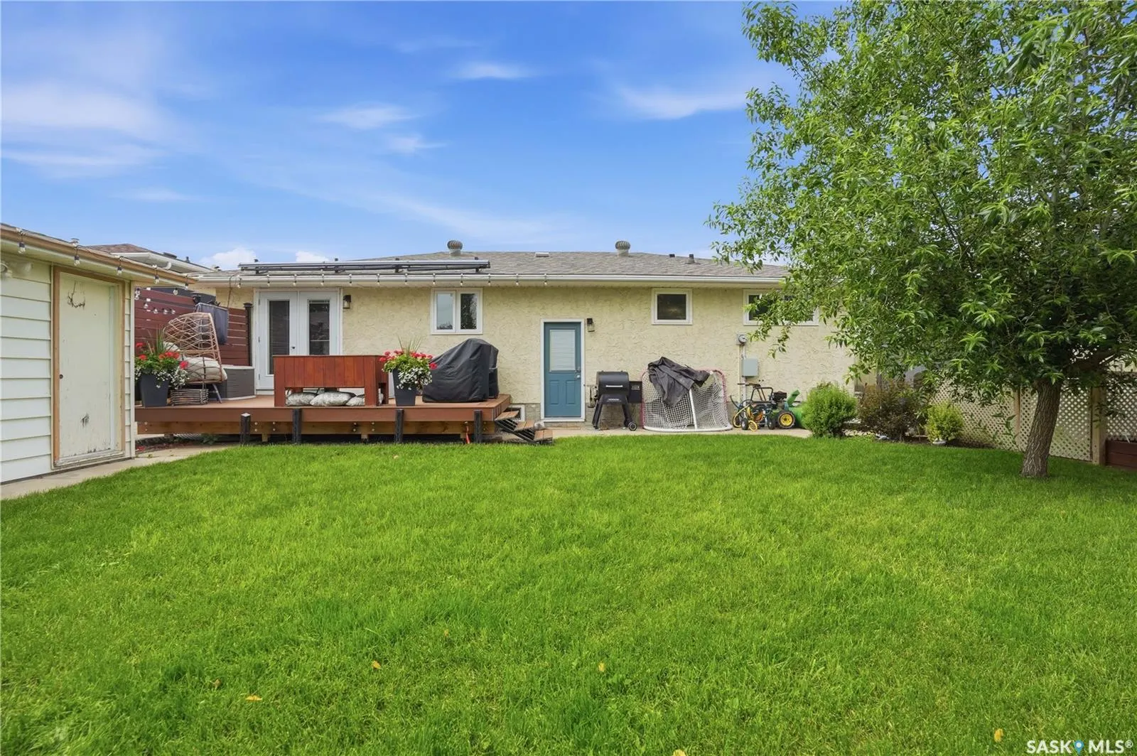 1313 Prince CRESCENT