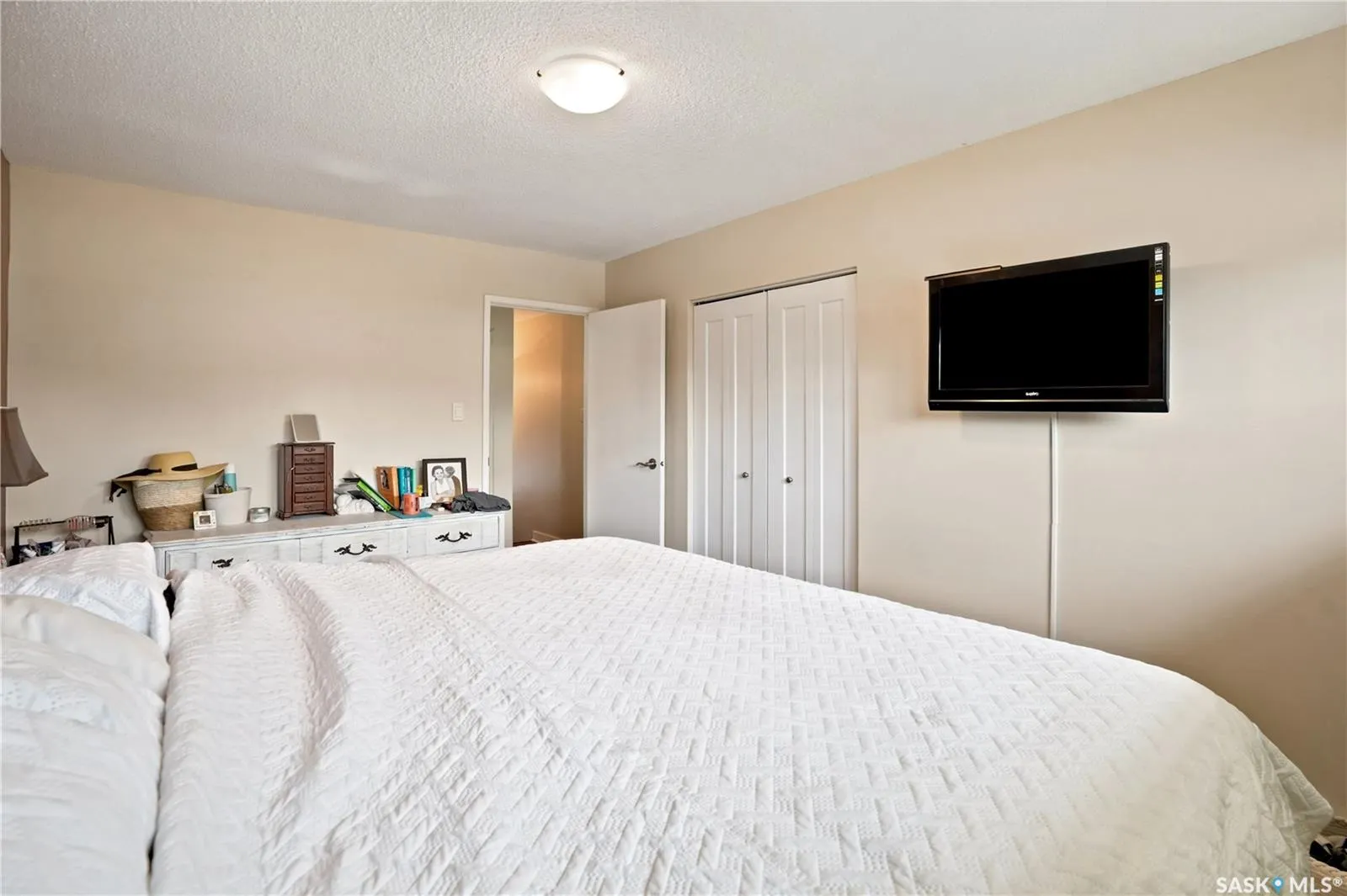 1313 Prince CRESCENT