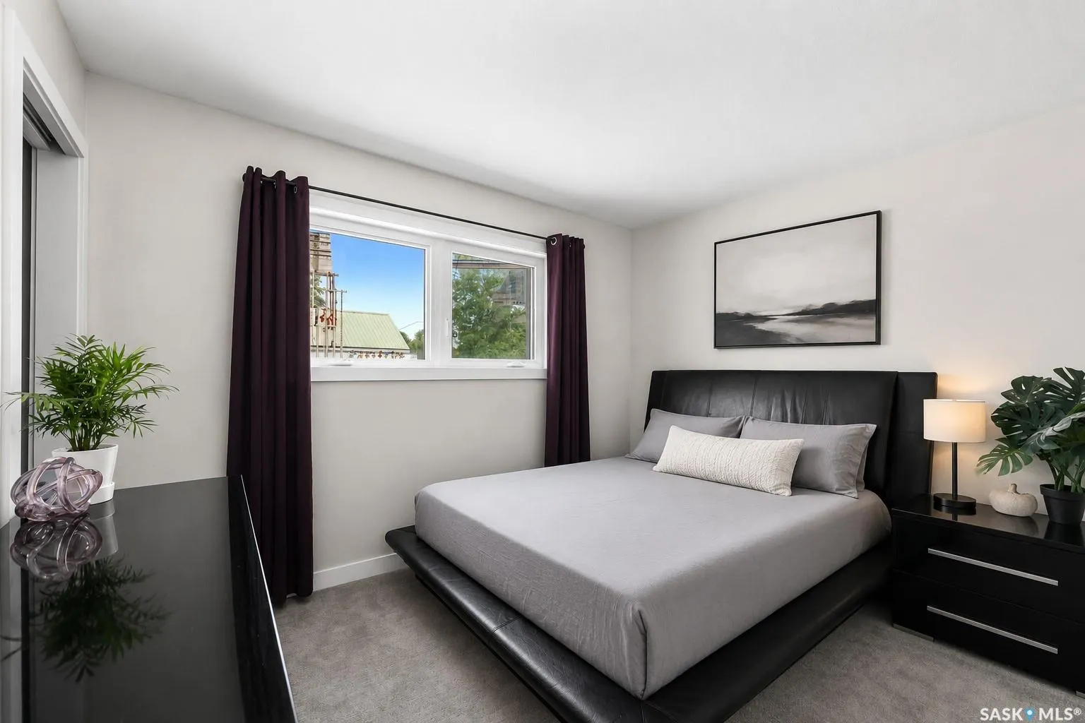 424 9th AVENUE W