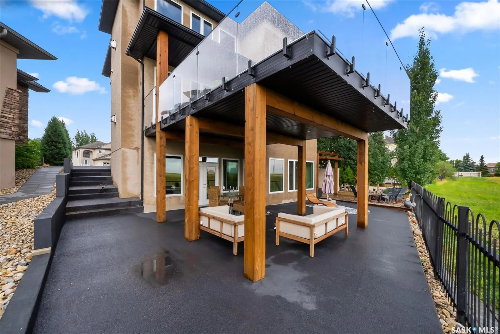 6110 Wascana COURT