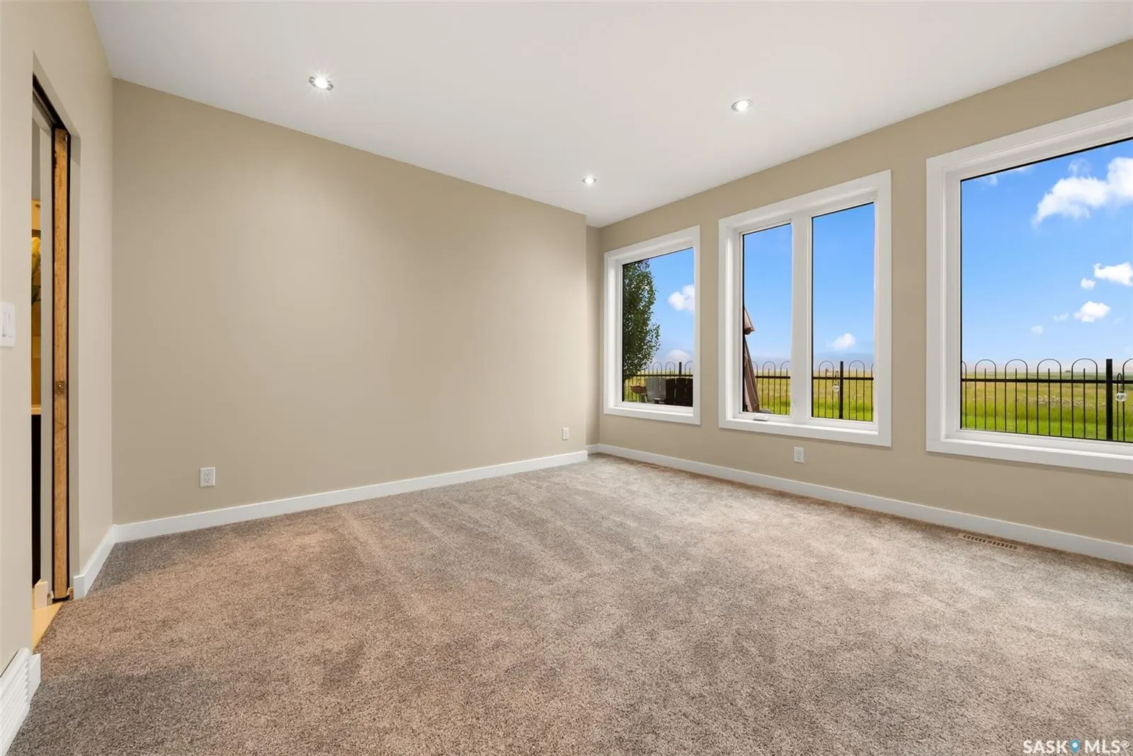 6110 Wascana COURT
