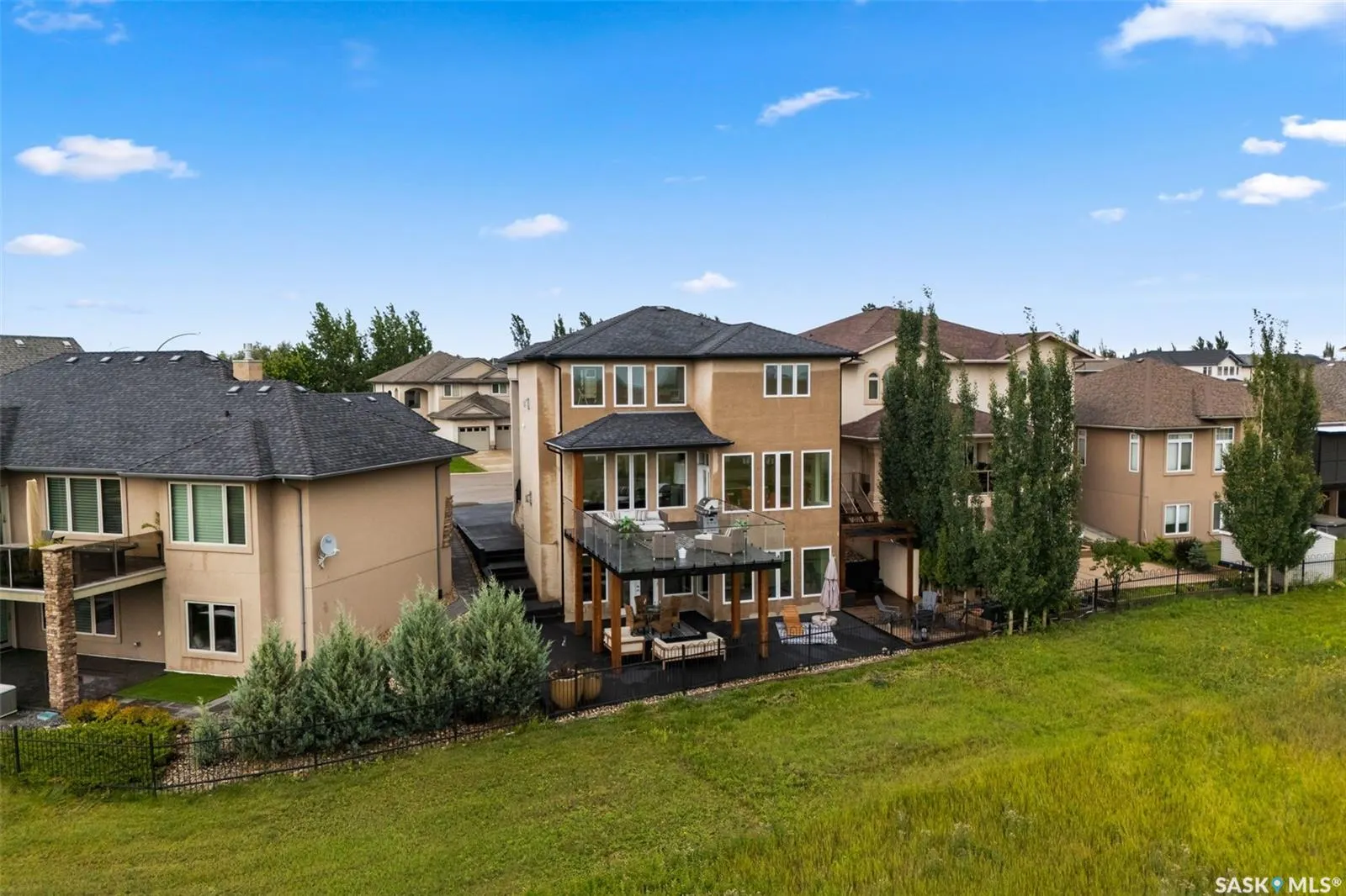 6110 Wascana COURT
