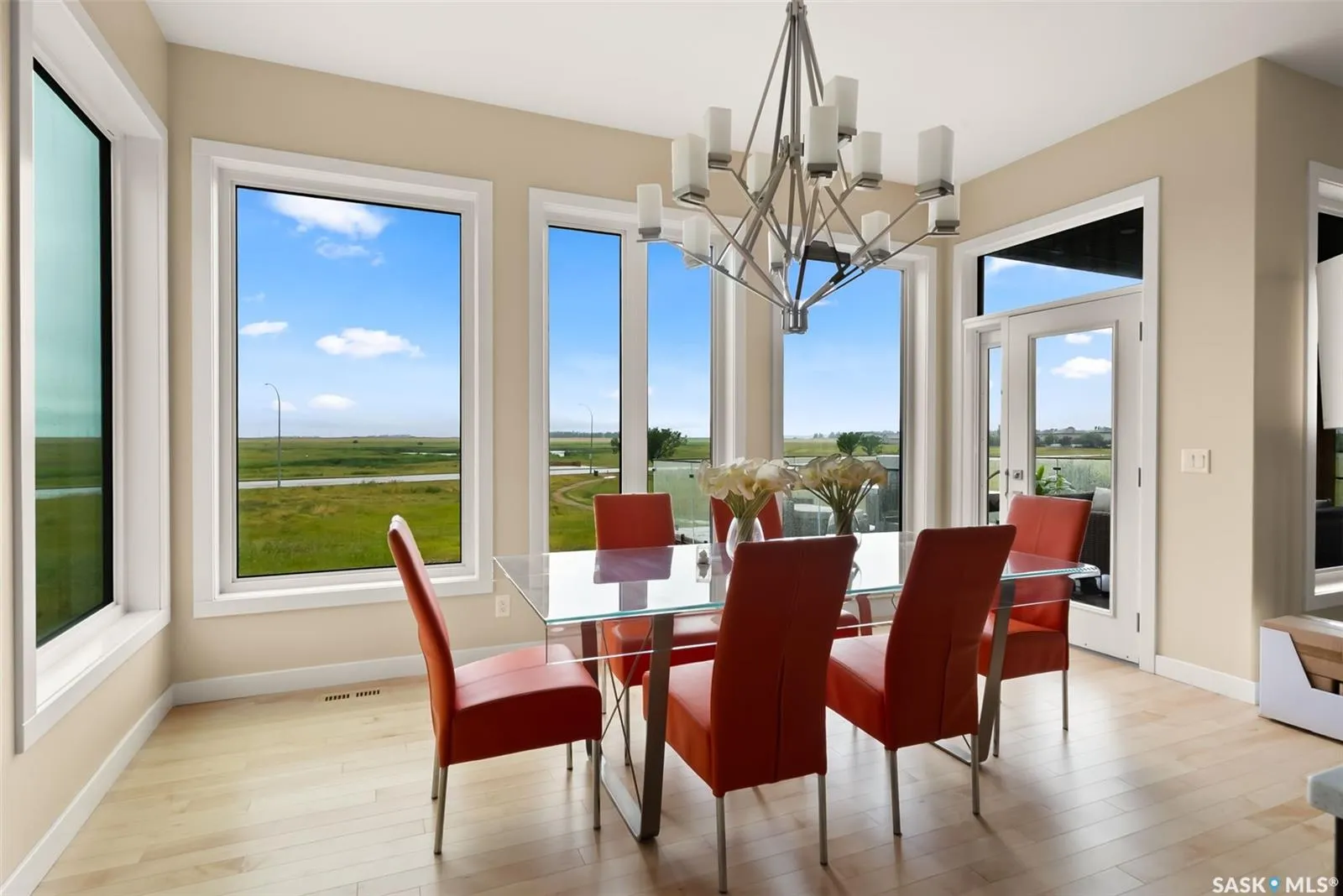 6110 Wascana COURT