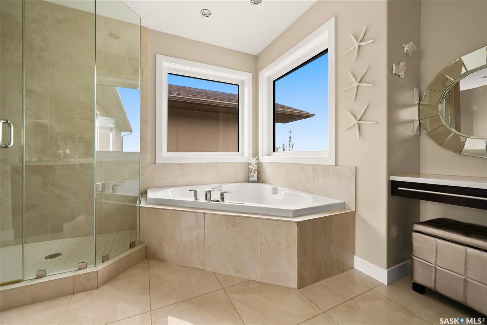 6110 Wascana COURT