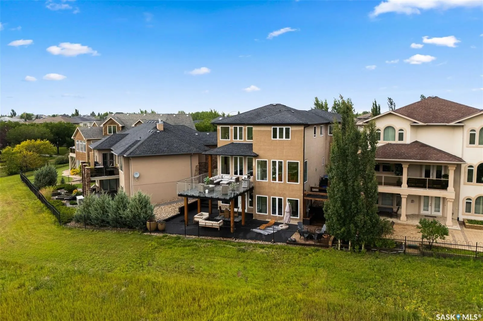 6110 Wascana COURT