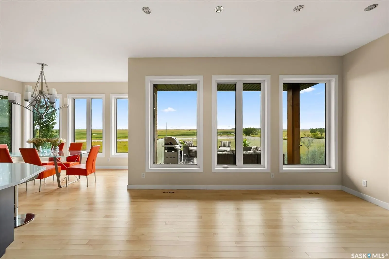 6110 Wascana COURT