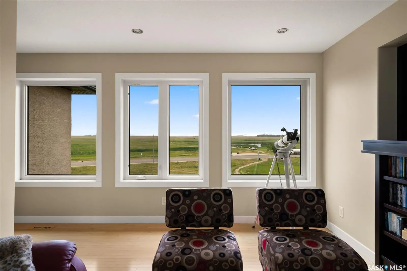 6110 Wascana COURT