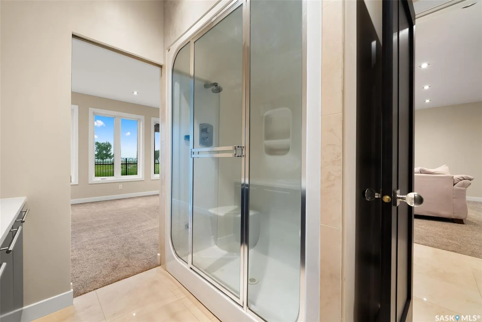 6110 Wascana COURT