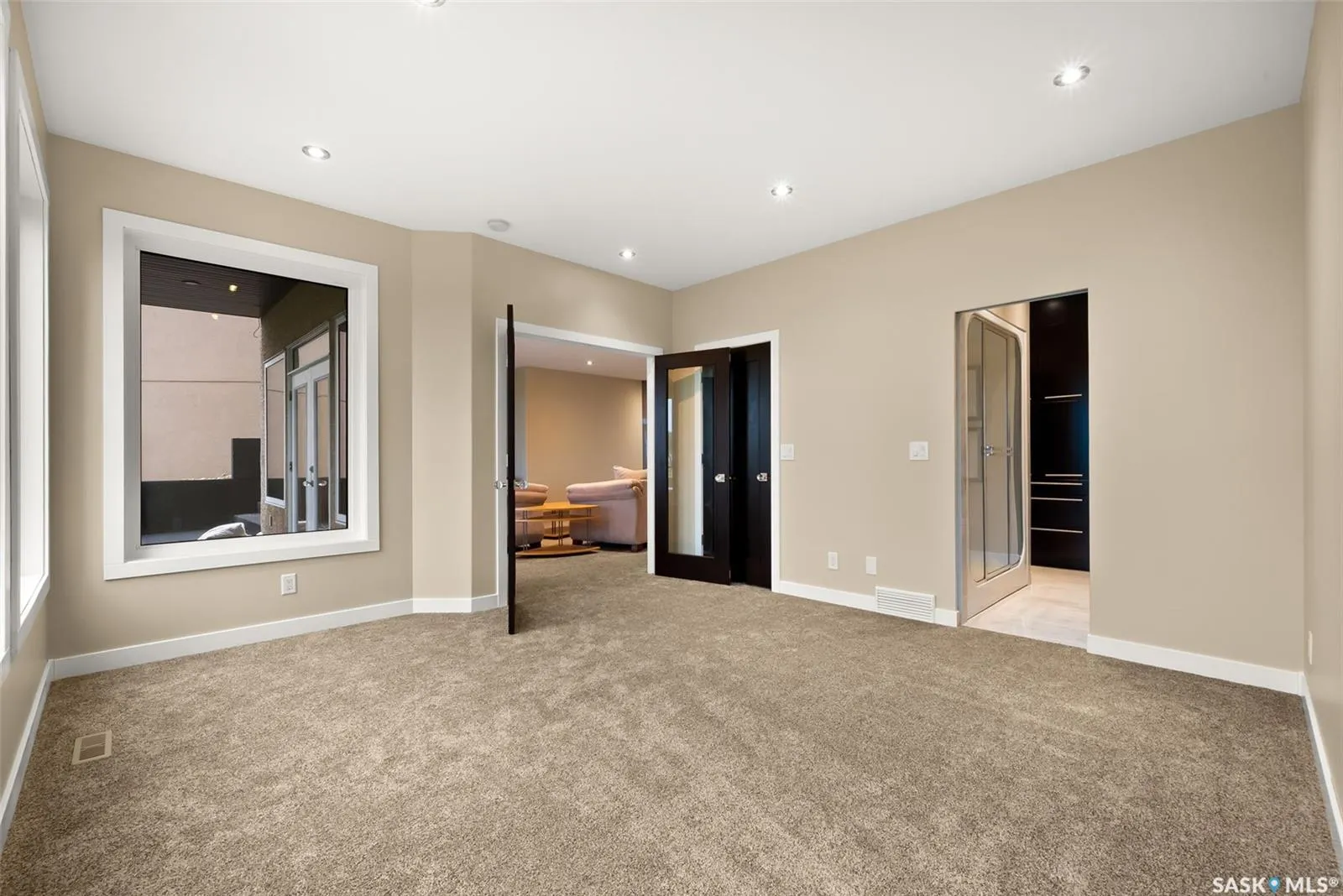 6110 Wascana COURT