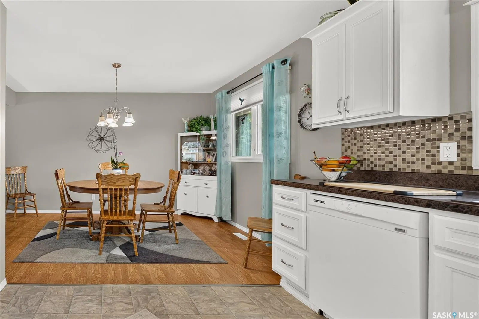 1331 Athabasca STREET W